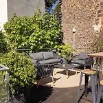 Korner Montparnasse Szálloda 3*