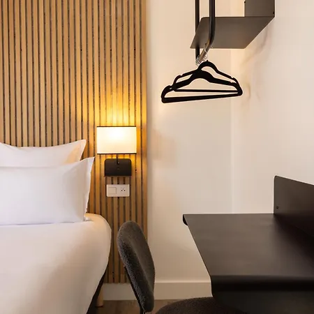 코너 몽파르나스 파리