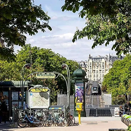 Korner Montparnasse Hotel