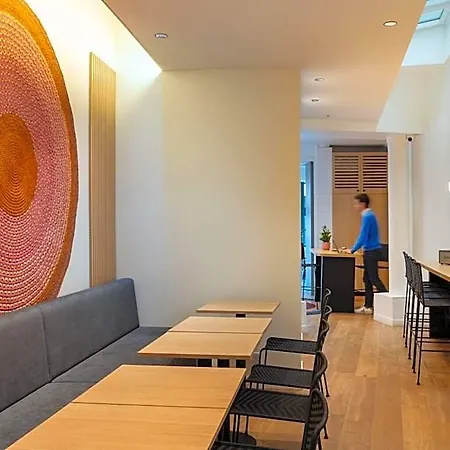 Korner Montparnasse Hotel 3*