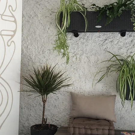 فندق كورنر مونتبارناس باريس