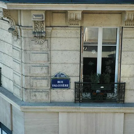 Korner Montparnasse Hotel