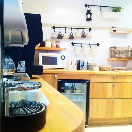 كورنر مونتبارناس فندق 3*