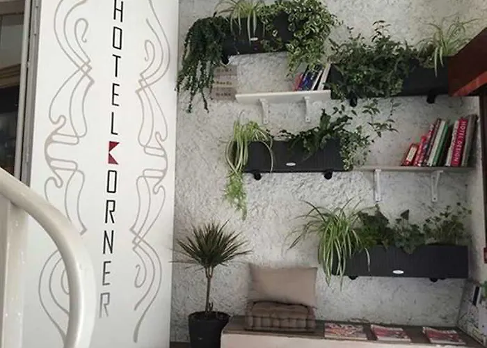 코너 몽파르나스 호텔 3*