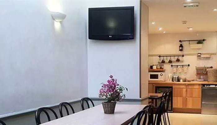 코너 몽파르나스 3* 파리