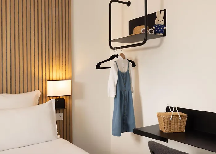 코너 몽파르나스 3* 파리