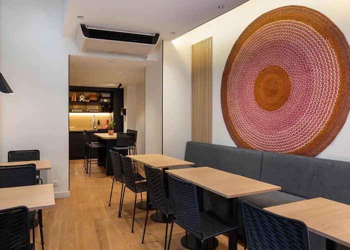 코너 몽파르나스 3* 파리