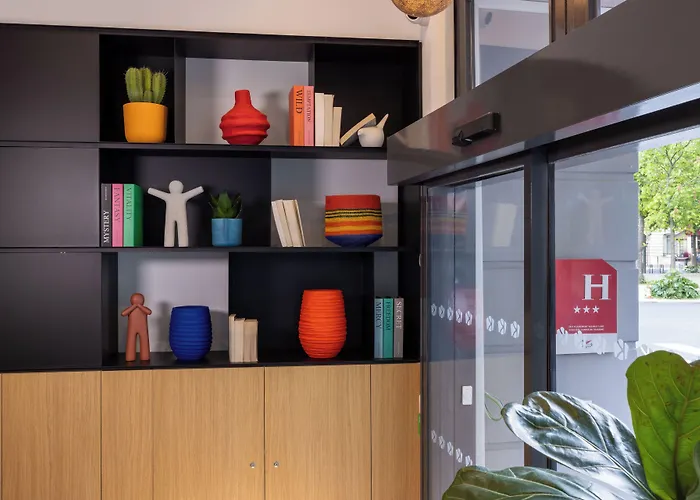 코너 몽파르나스 호텔 파리