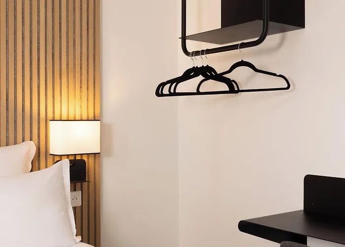 Korner Montparnasse Szálloda 3*