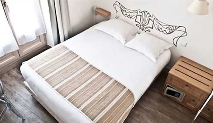 호텔 코너 몽파르나스 3*