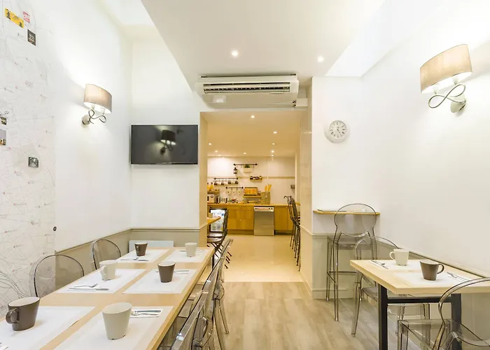 코너 몽파르나스 3* 파리